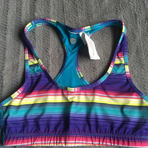 NWT ROXY reversible mix it up sports/swim top. Size M - Picture 5 of 11